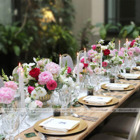 Dekoracja ślubna stołu w Restauracji Bazar