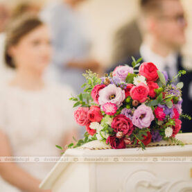 Odcienie różu w bukiecie ślubnym