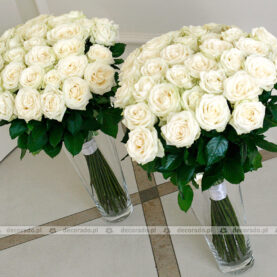 Okazałe bukiety 70 długich białych róż