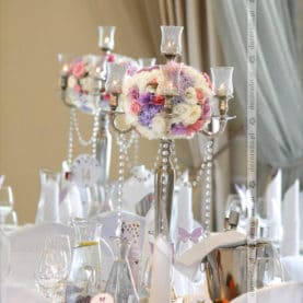 Fiolet, róż, biel – elegancka dekoracja sali Pałac Jaśminowy